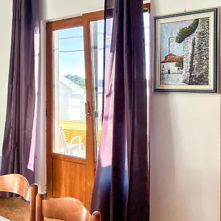 Apartamento In Rab With House Sea View