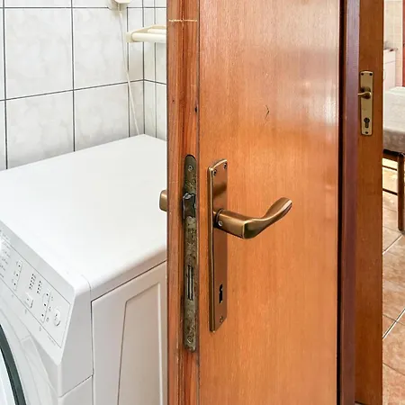 Apartamento In Rab With House Sea View Rab Town