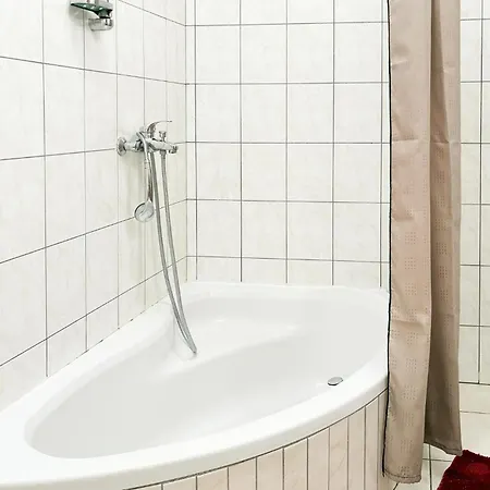 Stunning In Rab With Wifi Rab Town