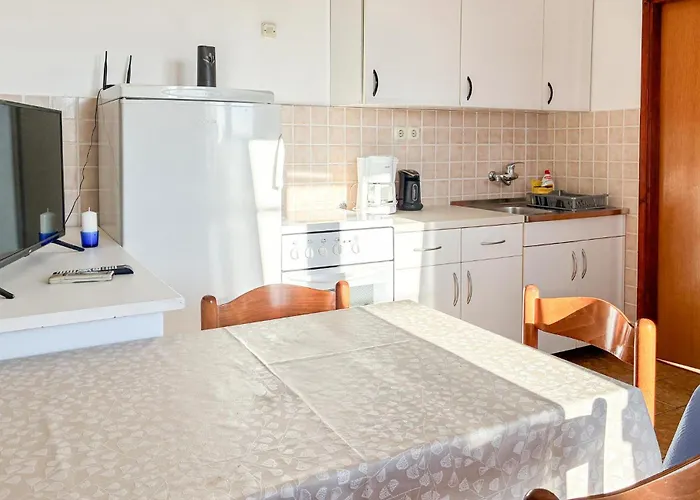 Appartement Stunning In Rab With Wifi